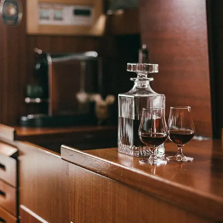 Classic Yacht I Royal Cruiser 34 - 
