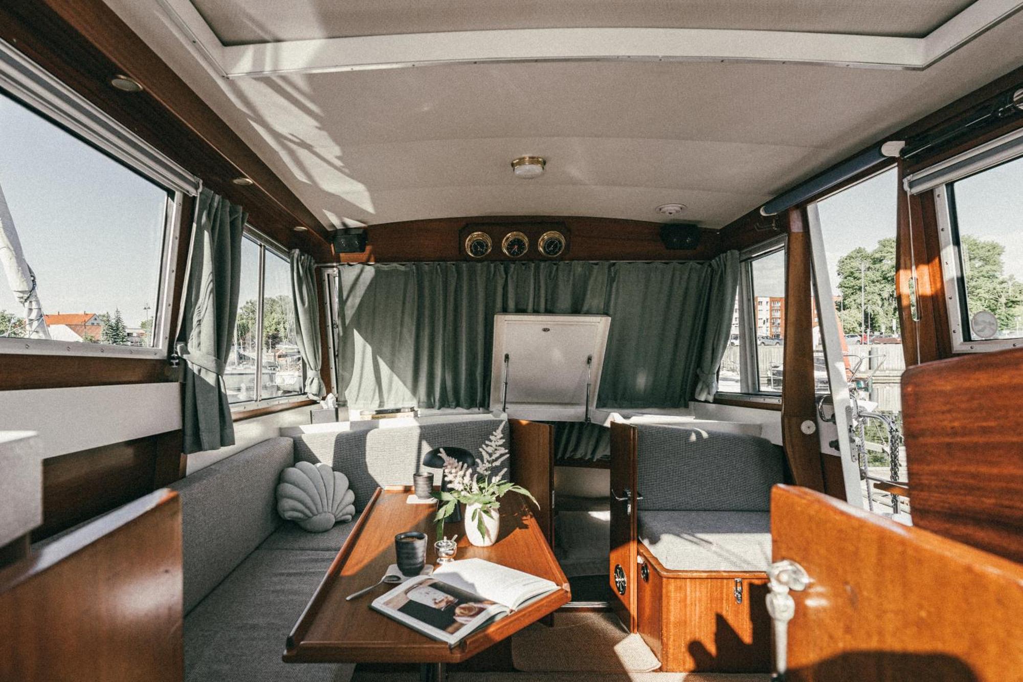Classic Yacht I Royal Cruiser 34 - 