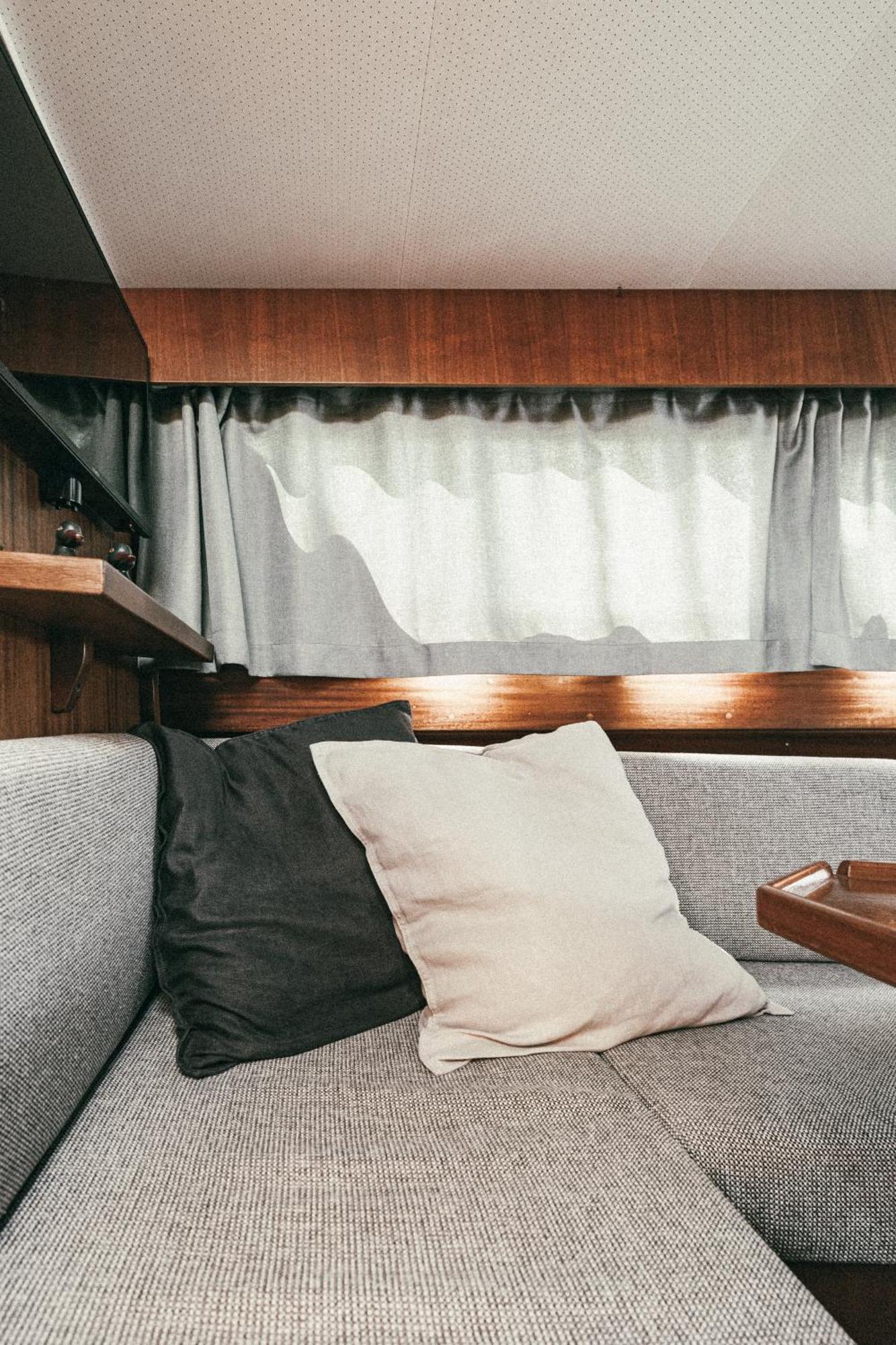 Classic Yacht I Royal Cruiser 34 - 